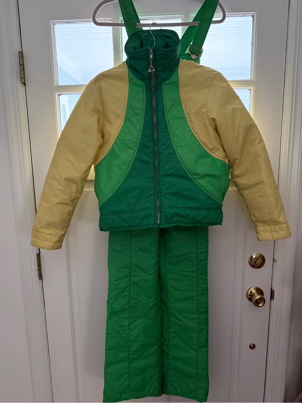 Women’s Retro vintage Green and Yellow Snow Suit Jacket and Pants